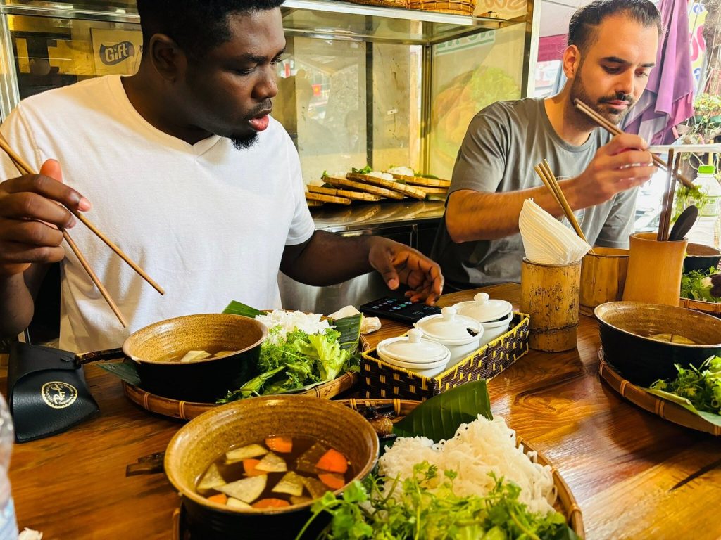 Private Hanoi Street Food Tour with Michelin Stops