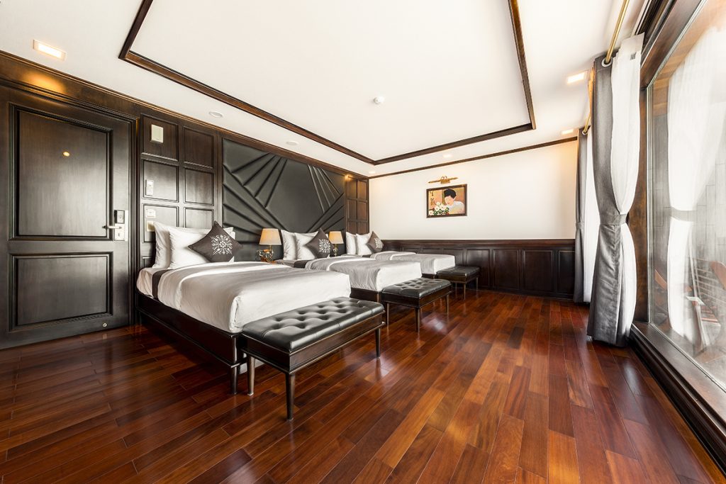 Queen Triple Suite (For 3 pax)